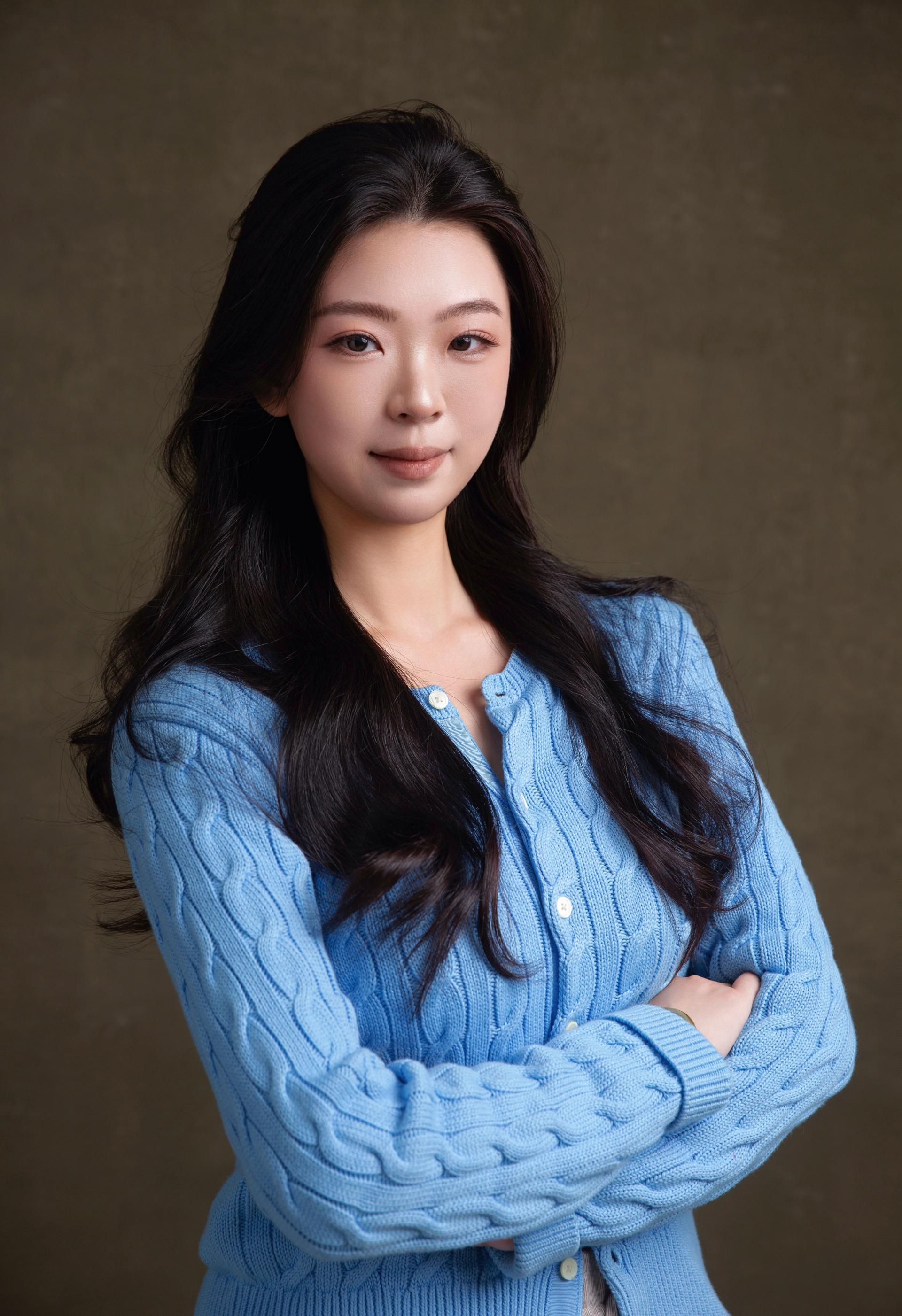 TITAN Women In Business Awards Winner - Yao Haiwen gallery