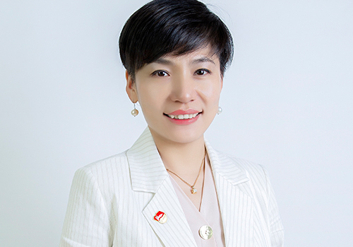 TITAN Women In Business Awards Winner - Anhui Gaofan E-commerce Co., Ltd - ZHANG CHUANGUI